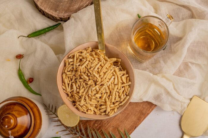Ratlami Sev 400gm - Image 2